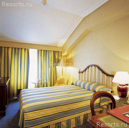 Lopez de Haro Hotel 6